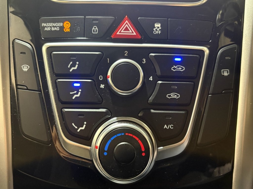 Used Hyundai i30 2016 for sale - 76841491: Photo 28