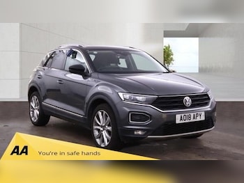 Used Volkswagen T-Roc 2018 for sale - 78968710: Photo