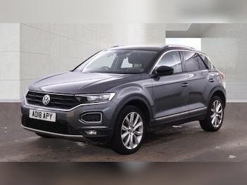 Used Volkswagen T-Roc 2018 for sale - 78968710: Photo