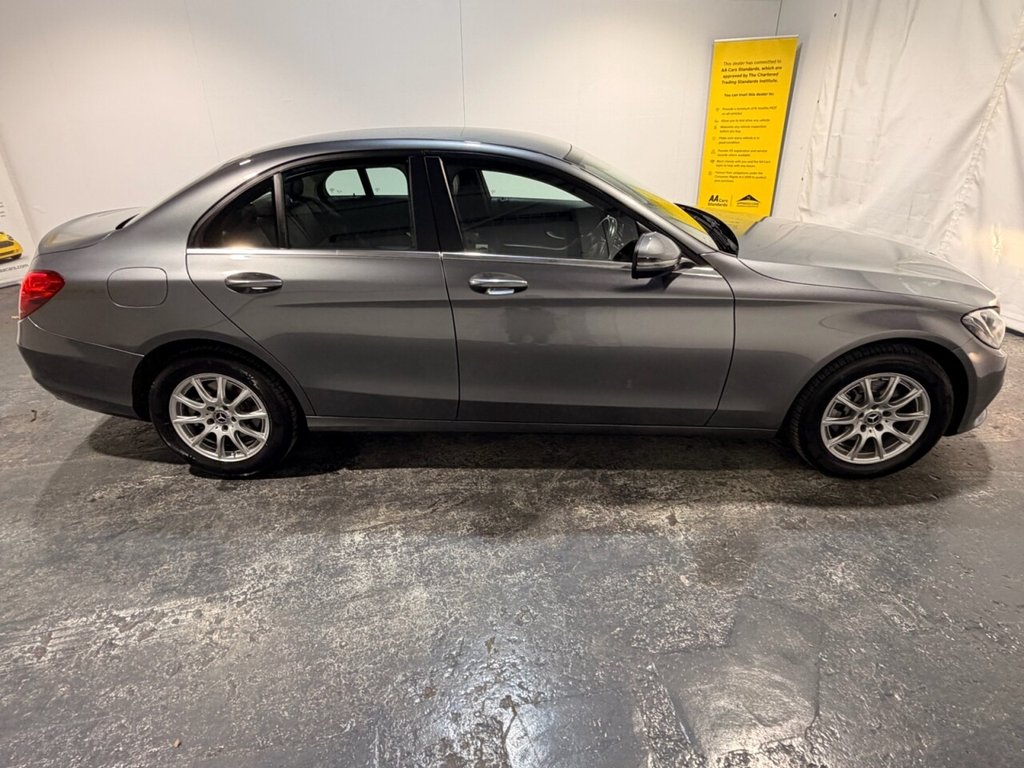 Used Mercedes-Benz C Class 2017 for sale - 77369775: Photo 18