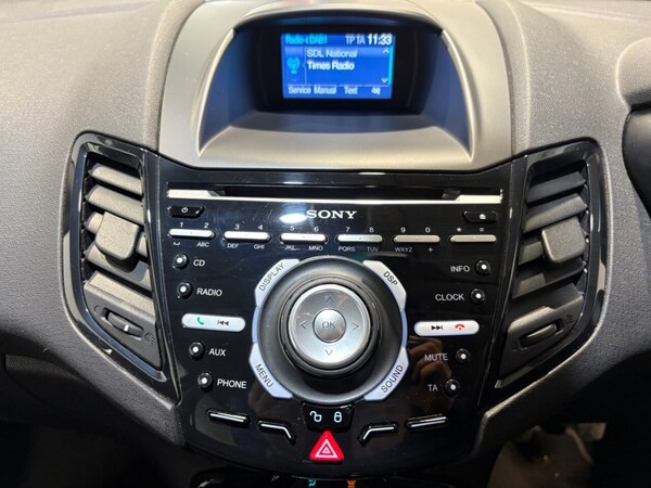 Used Ford Fiesta 2015 for sale - 75974158: Photo 24