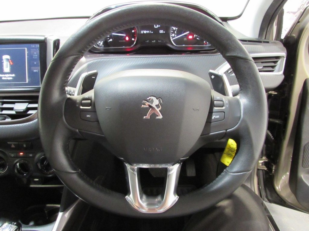Used Peugeot 2008 2014 for sale - 76569764: Photo 10
