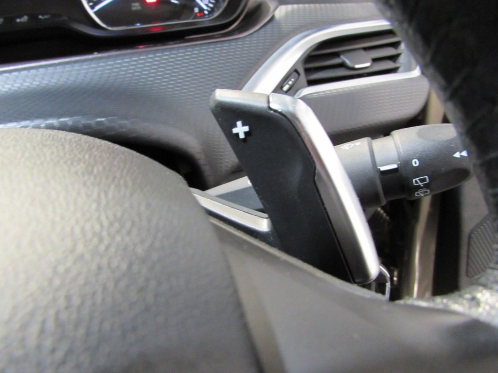 Used Peugeot 2008 2014 for sale - 76569764: Photo 21