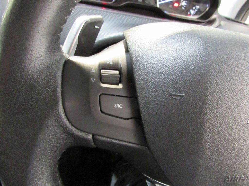Used Peugeot 2008 2014 for sale - 76569764: Photo 40