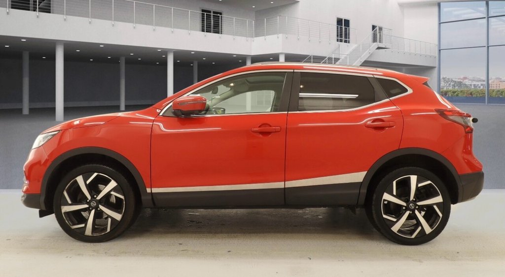 Used Nissan Qashqai 2018 for sale - 77621814: Photo 4