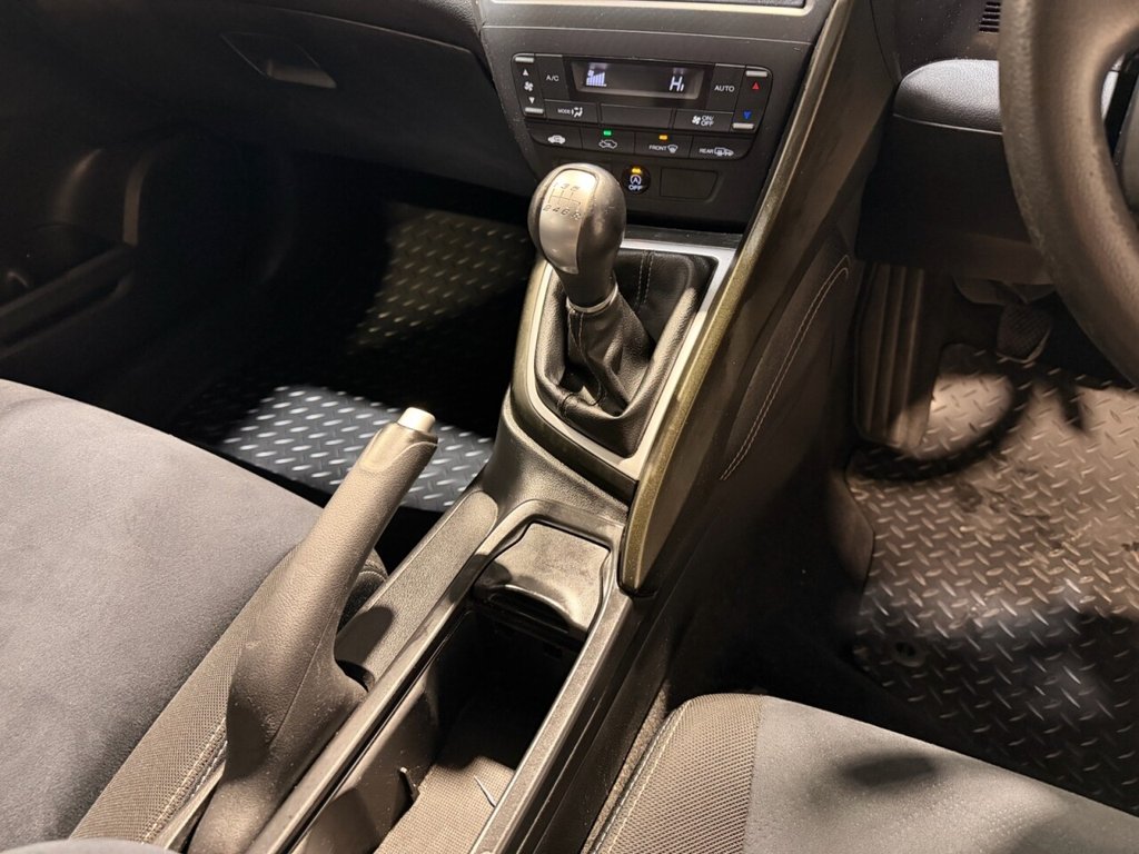 Used Honda Civic 2014 for sale - 77200157: Photo 46