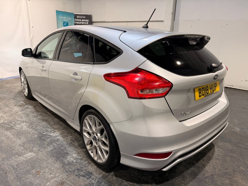 Used Ford Focus 2018 for sale - 77720392: Photo 4