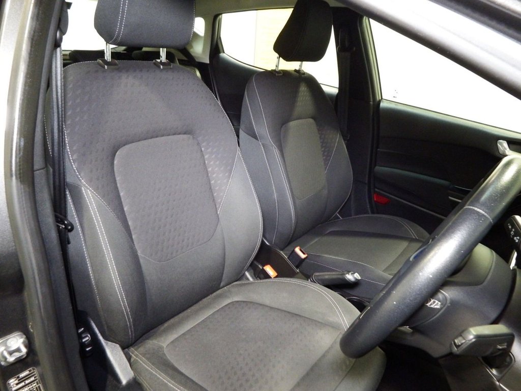 Used Ford Fiesta 2019 for sale - 75832749: Photo 32