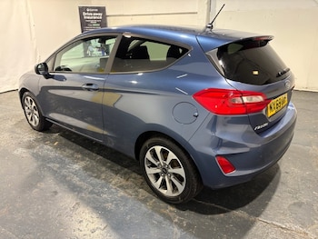 Used Ford Fiesta 2019 for sale - 76111902: Photo 2