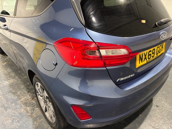 Used Ford Fiesta 2019 for sale - 76111902: Photo 47