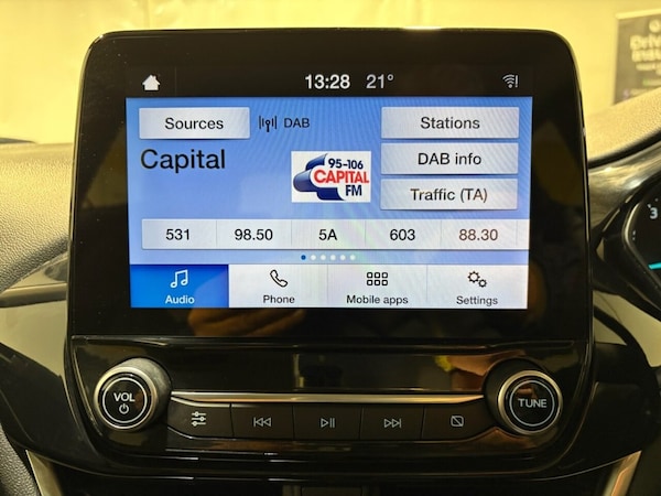 Used Ford Fiesta 2019 for sale - 76111902: Photo 6