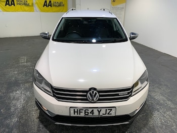 2014 (64) - 2.0 TDI BlueMotion Tech Alltrack Estate 5dr Diesel DSG 4Motion Euro 5 (s/s)