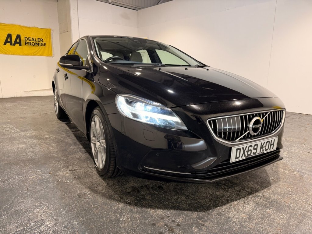 Used Volvo V40 2019 for sale - 77133691: Photo 17