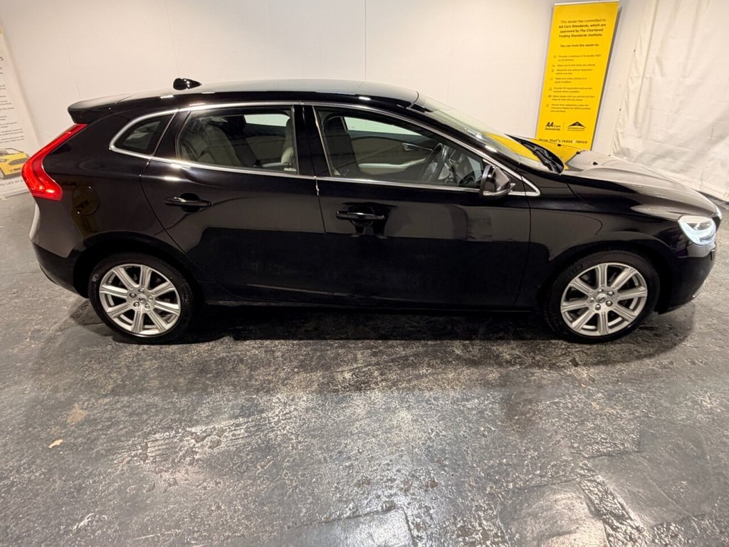 Used Volvo V40 2019 for sale - 77133691: Photo 21