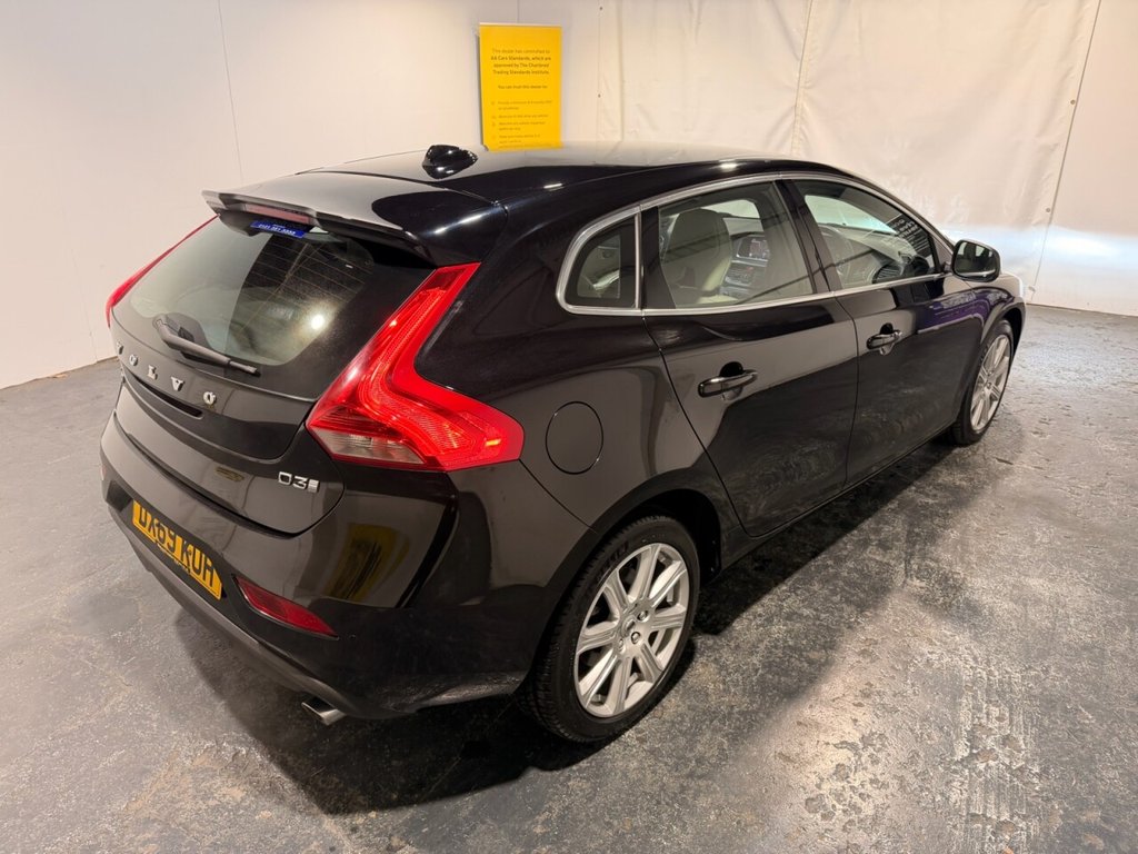 Used Volvo V40 2019 for sale - 77133691: Photo 22