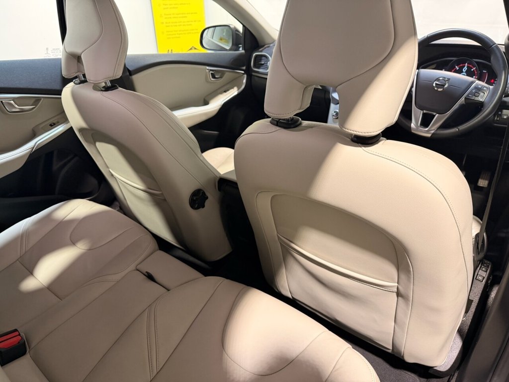 Used Volvo V40 2019 for sale - 77133691: Photo 27