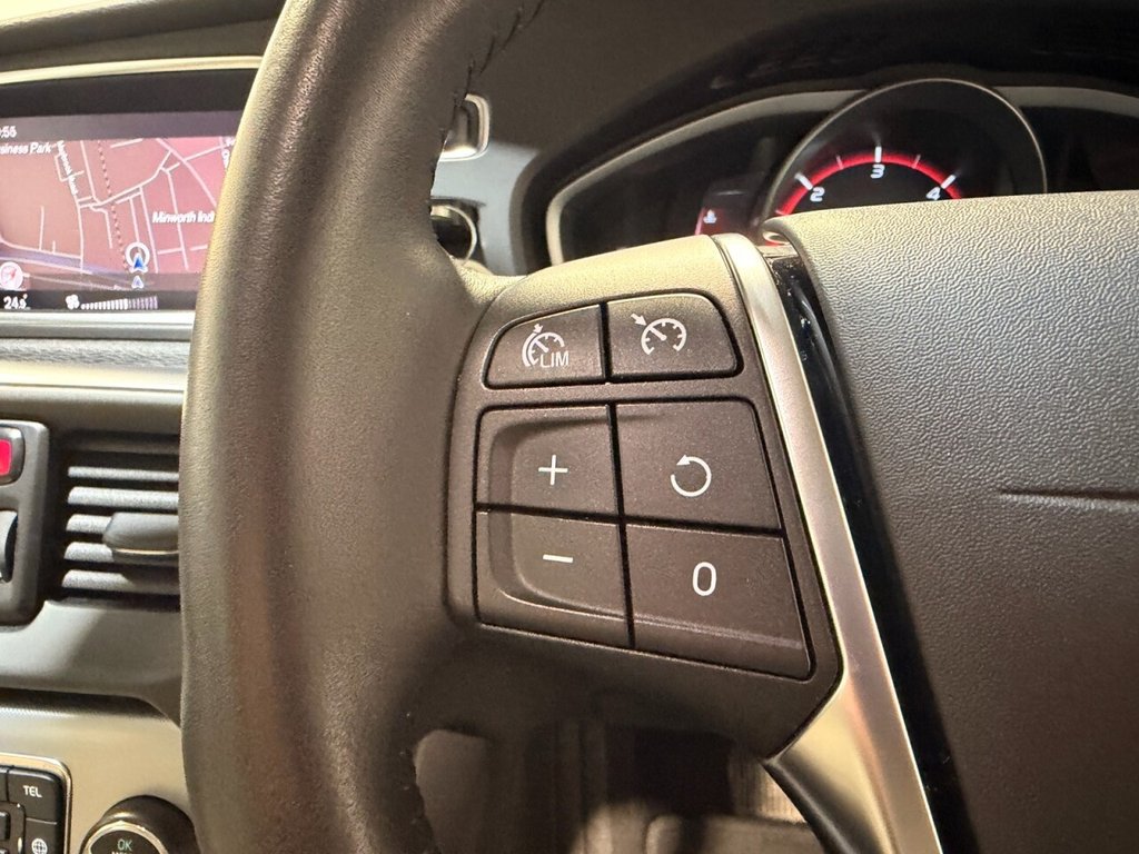 Used Volvo V40 2019 for sale - 77133691: Photo 29