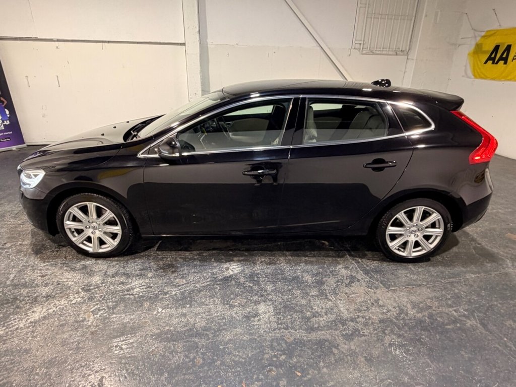 Used Volvo V40 2019 for sale - 77133691: Photo 38