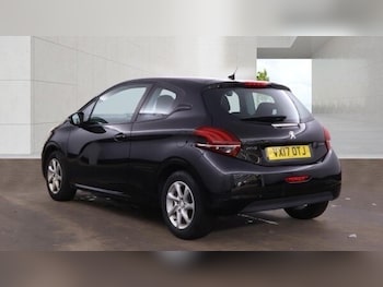 Used Peugeot 208 2017 for sale - 78875298: Photo