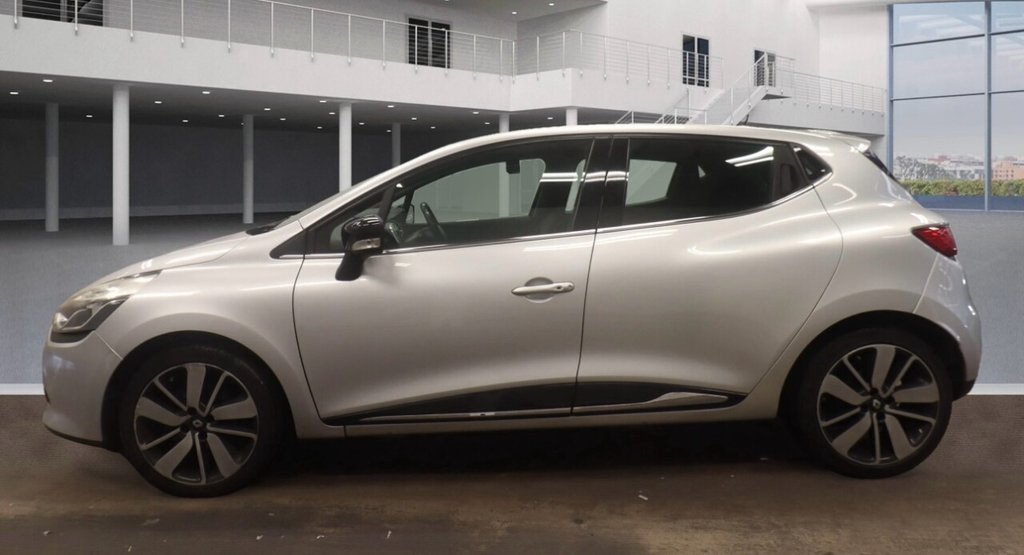 Used Renault Clio 2015 for sale - 76430323: Photo 10