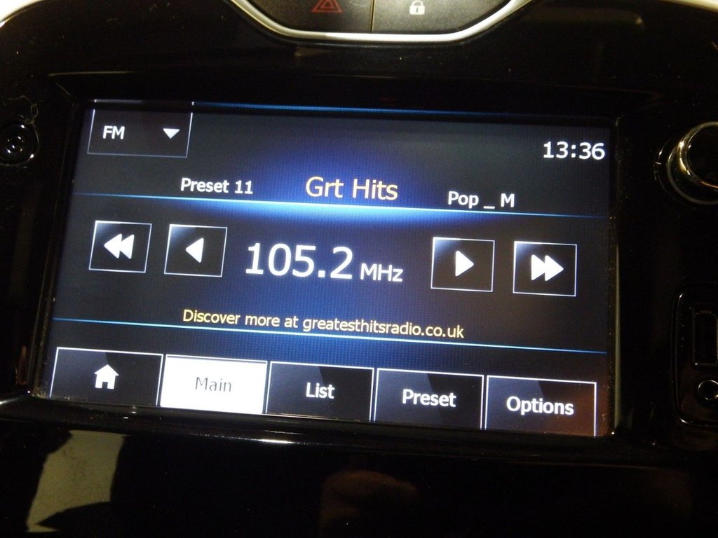 Used Renault Clio 2015 for sale - 76430323: Photo 35