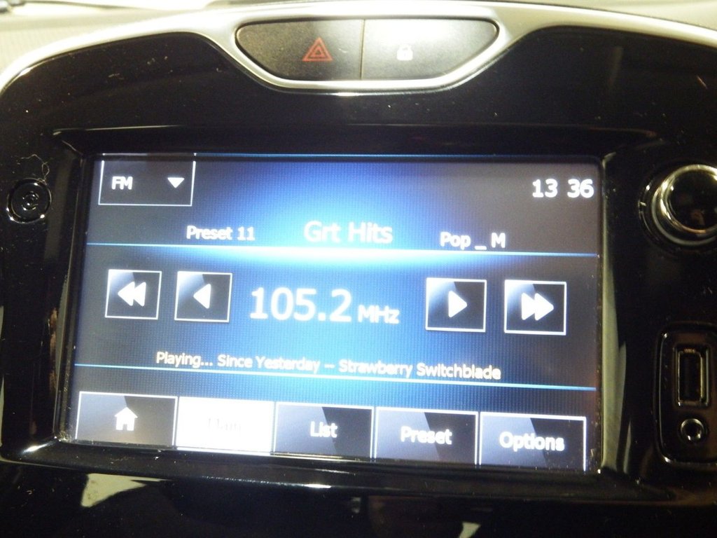 Used Renault Clio 2015 for sale - 76430323: Photo 36