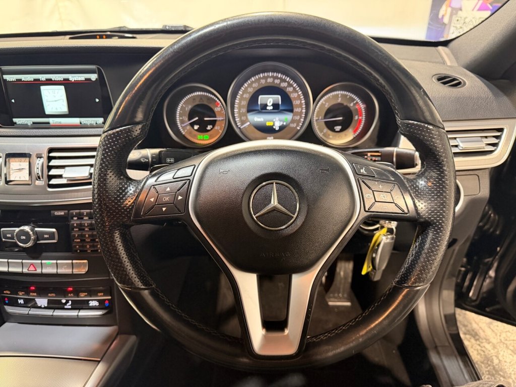 Used Mercedes-Benz E Class 2014 for sale - 77275917: Photo 10