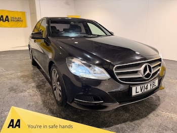 Used Mercedes-Benz E Class 2014 for sale - 77275917: Photo