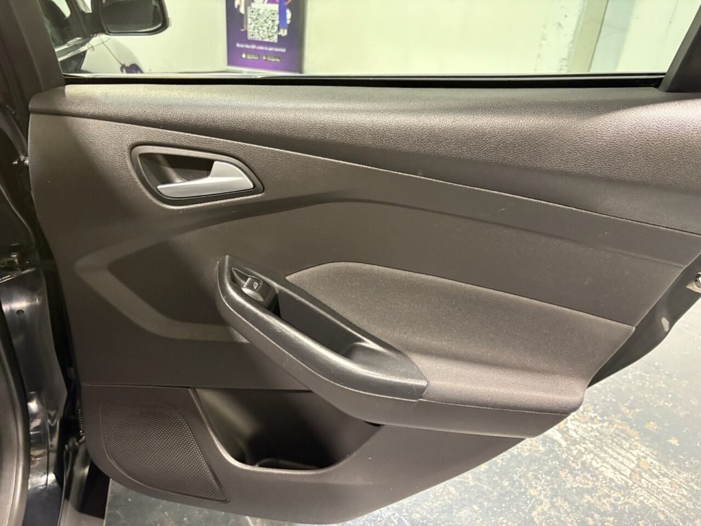 Used Ford Focus 2015 for sale - 76163515: Photo 32