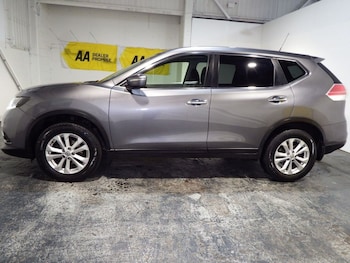 Used Nissan X-Trail 2016 for sale - 78793602: Photo