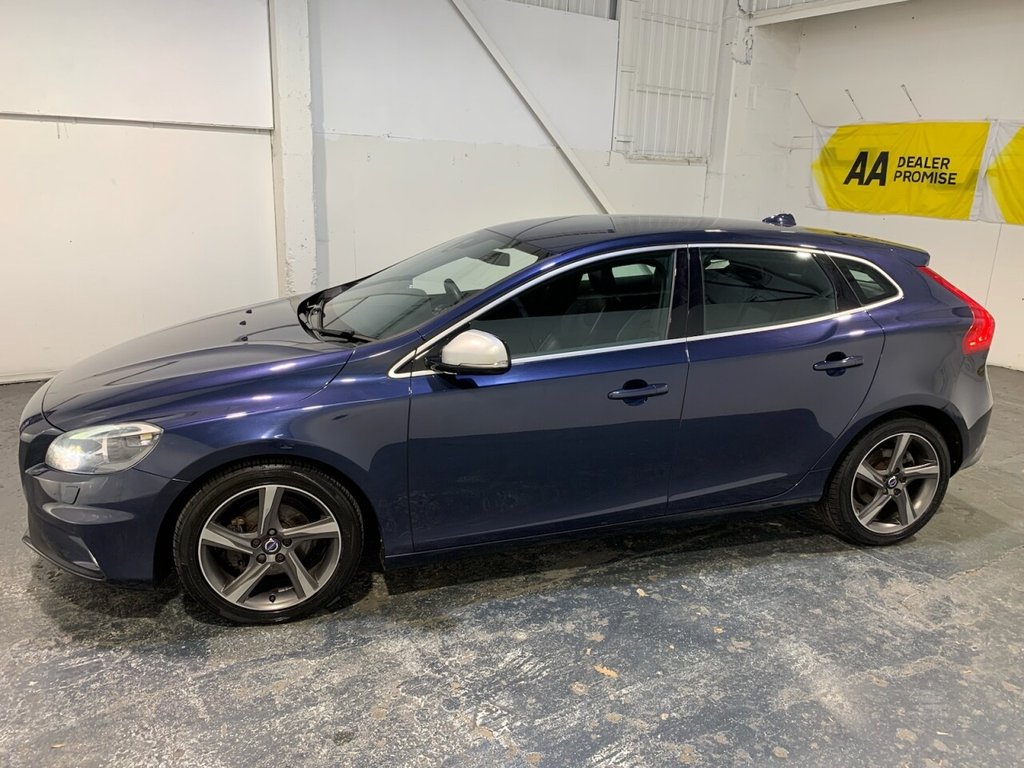 Used Volvo V40 2016 for sale - 76111950: Photo 2