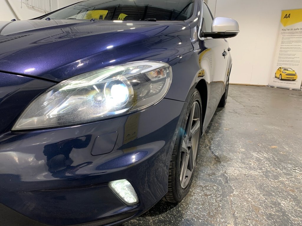 Used Volvo V40 2016 for sale - 76111950: Photo 25