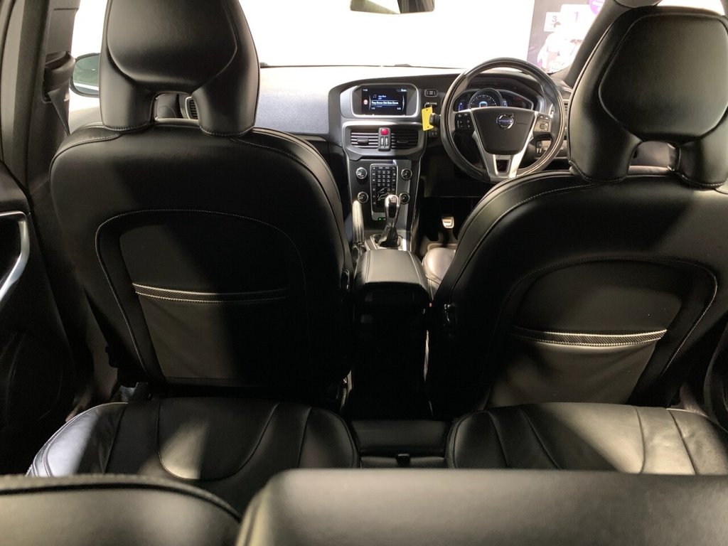 Used Volvo V40 2016 for sale - 76111950: Photo 38