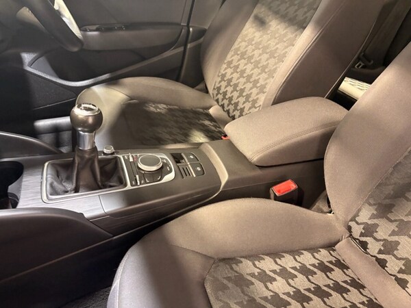 Used Audi A3 2014 for sale - 75527877: Photo 28