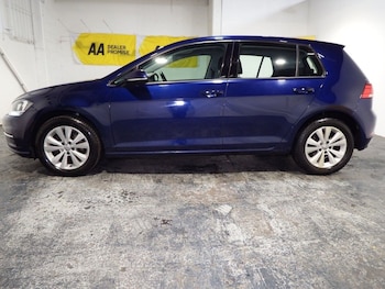 Used Volkswagen Golf 2017 for sale - 78863757: Photo