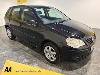 Used Volkswagen Polo 2009 for sale - 76698620: Photo
