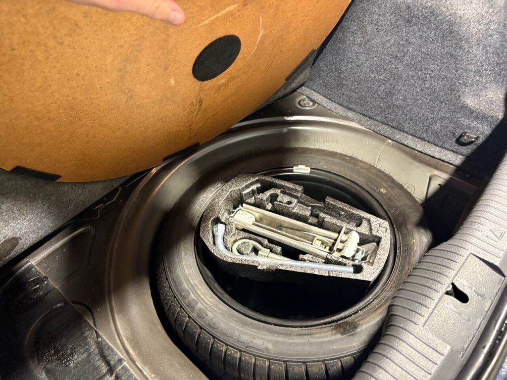 Used Volkswagen Polo 2009 for sale - 76698620: Photo 23