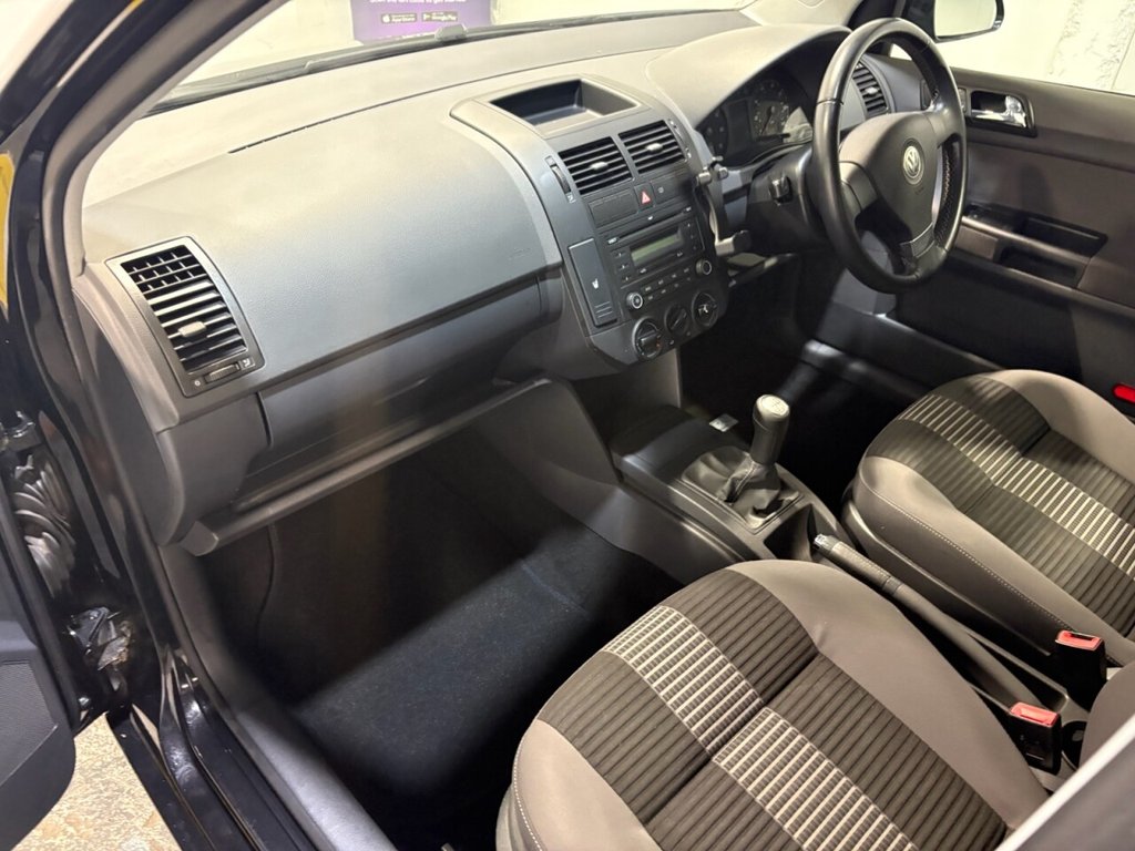 Used Volkswagen Polo 2009 for sale - 76698620: Photo 36