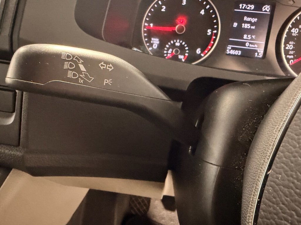 Used Volkswagen Transporter 2019 for sale - 76900899: Photo 21