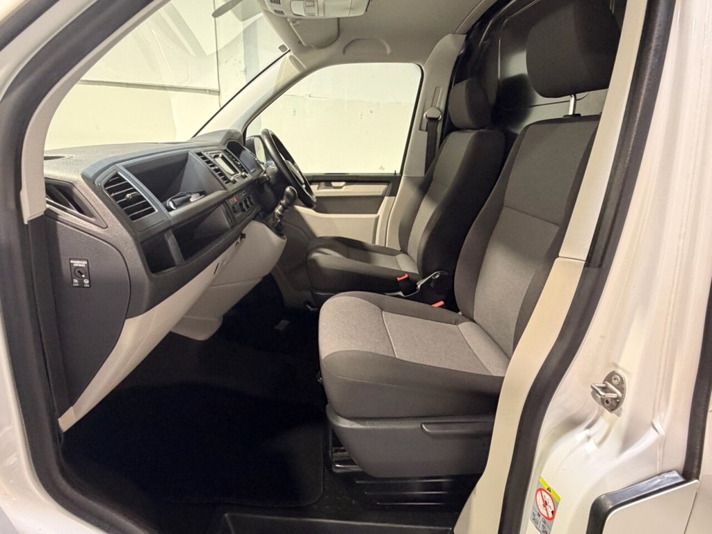 Used Volkswagen Transporter 2019 for sale - 76900899: Photo 33