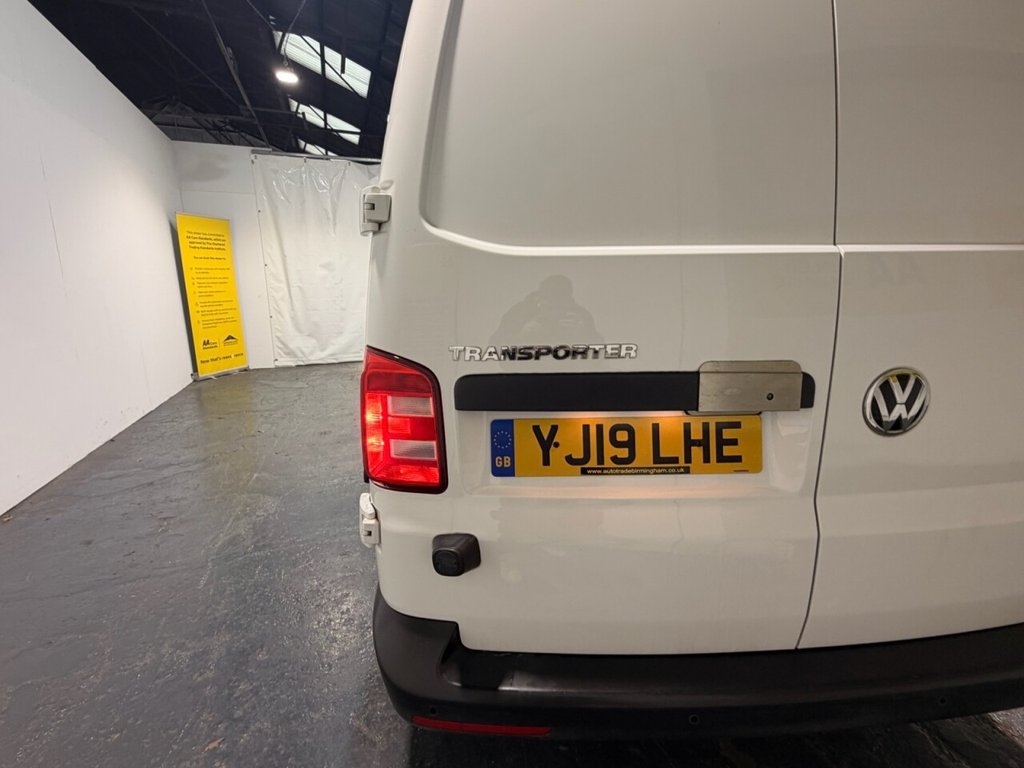 Used Volkswagen Transporter 2019 for sale - 76900899: Photo 35