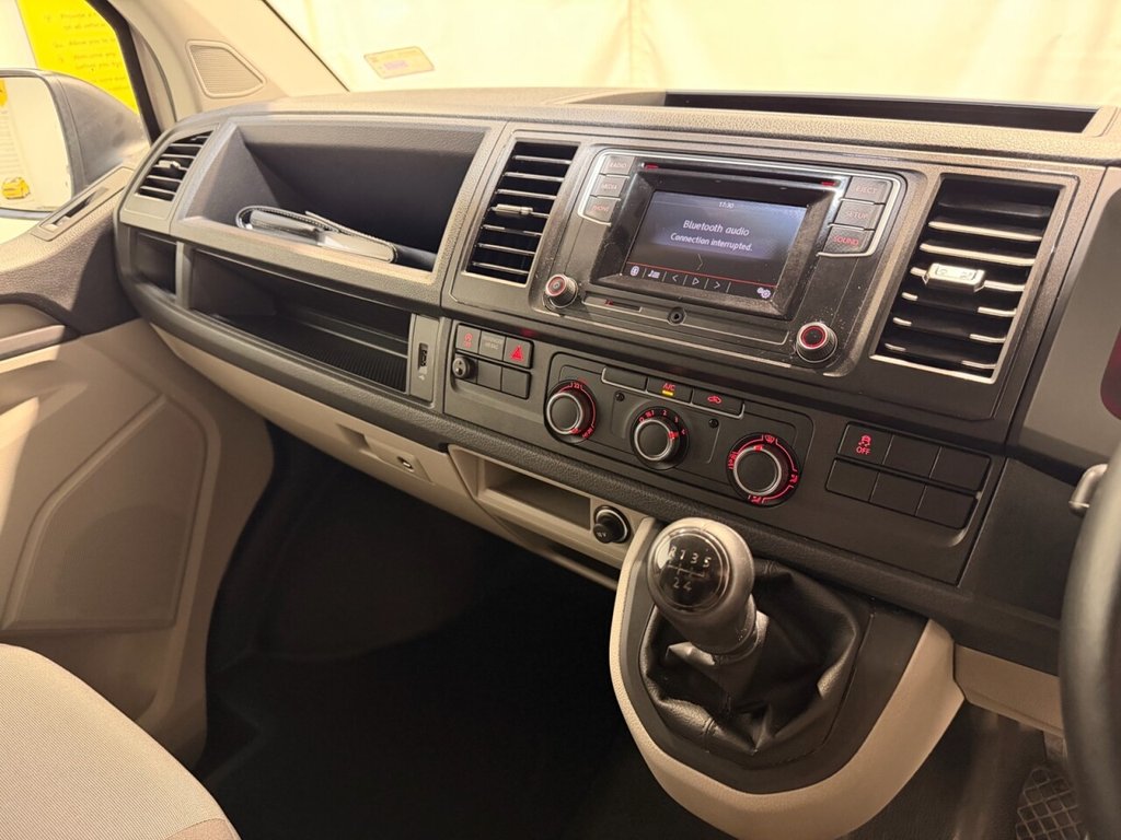 Used Volkswagen Transporter 2019 for sale - 76900899: Photo 42