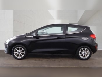Used Ford Fiesta 2017 for sale - 78444839: Photo