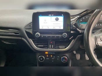 Used Ford Fiesta 2017 for sale - 78444839: Photo