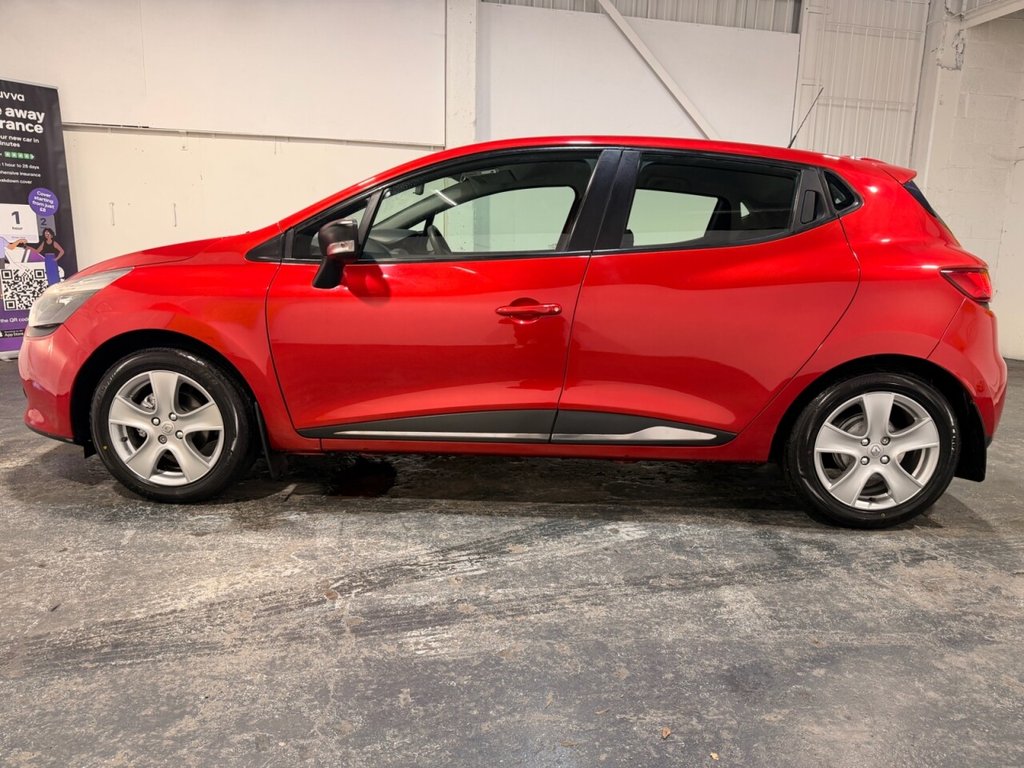 Used Renault Clio 2015 for sale - 77341206: Photo 2