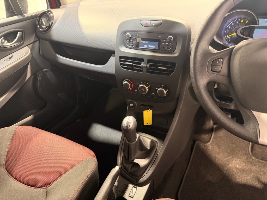 Used Renault Clio 2015 for sale - 77341206: Photo 25