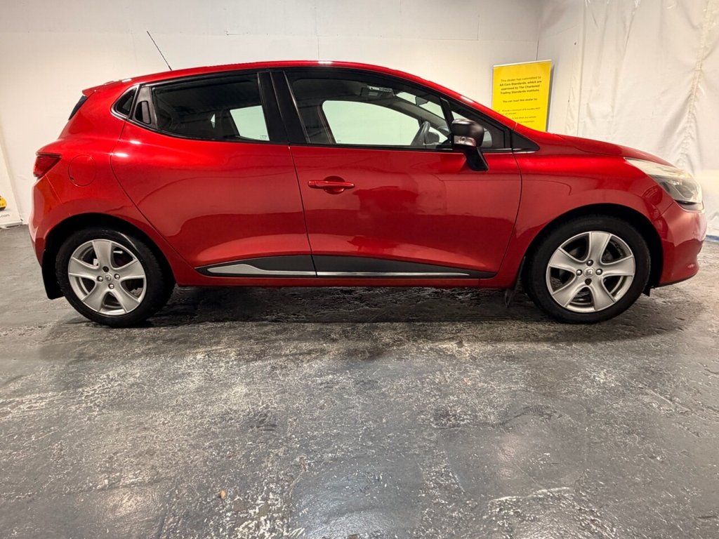 Used Renault Clio 2015 for sale - 77341206: Photo 30