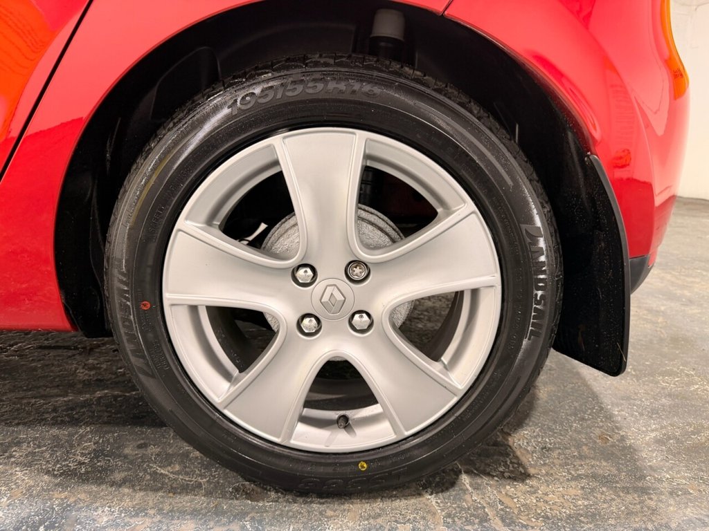 Used Renault Clio 2015 for sale - 77341206: Photo 49