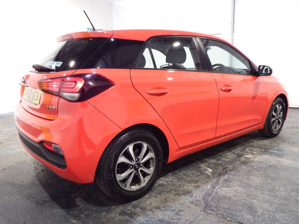 Used Hyundai i20 2018 for sale - 77936673: Photo 13