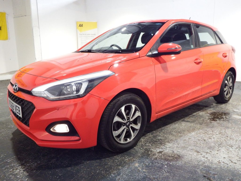 Used Hyundai i20 2018 for sale - 77936673: Photo 2